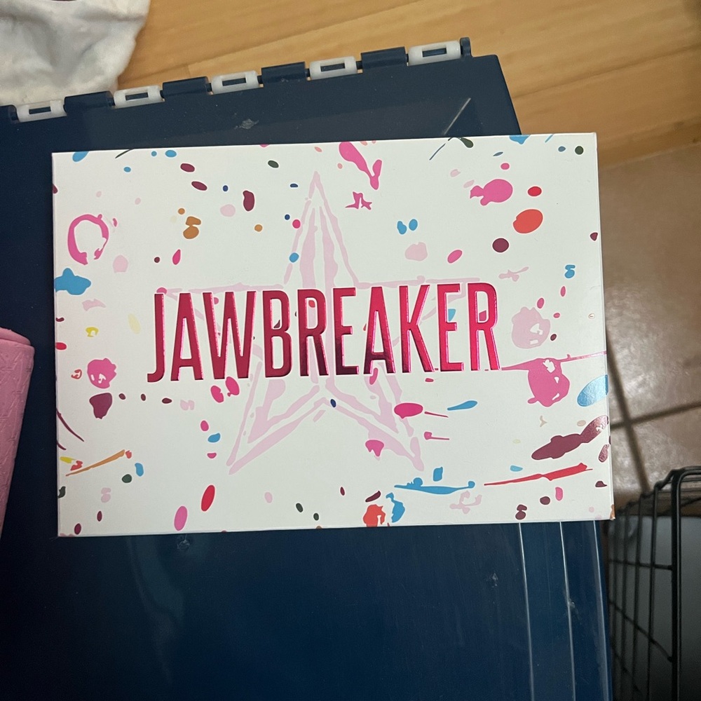 JSC: Jawbreaker Eyeshadow Palette